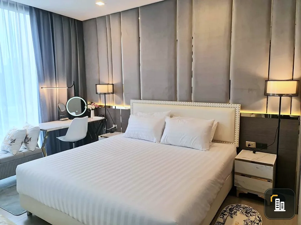 Sell/rent One Nine Five Asoke-Rama 9, clear view, can be decorated like a luxury class. The built-in furniture is very inviting. Book now.