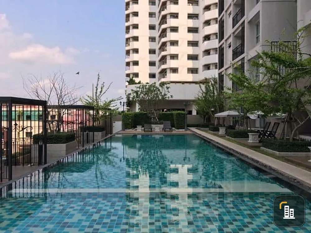 Condo for sale, Thana Arcadia, corner room, 19th floor, good view, no building blocking it, ready to move in, fully furnished, good price, don't miss it!