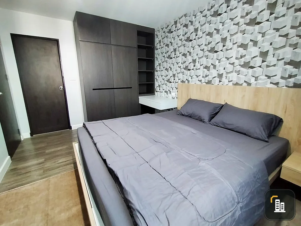 For rent or sale G Condo Sriracha, top floor, garden view, good atmosphere, fully furnished, can't miss it!