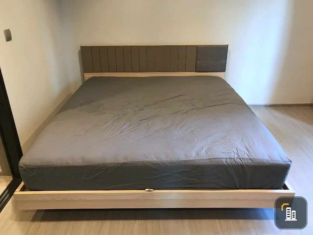 Condo for sale Life Asoke-Rama 9, garden view, beautiful room, fully furnished, good location, can't miss it. Urgent.