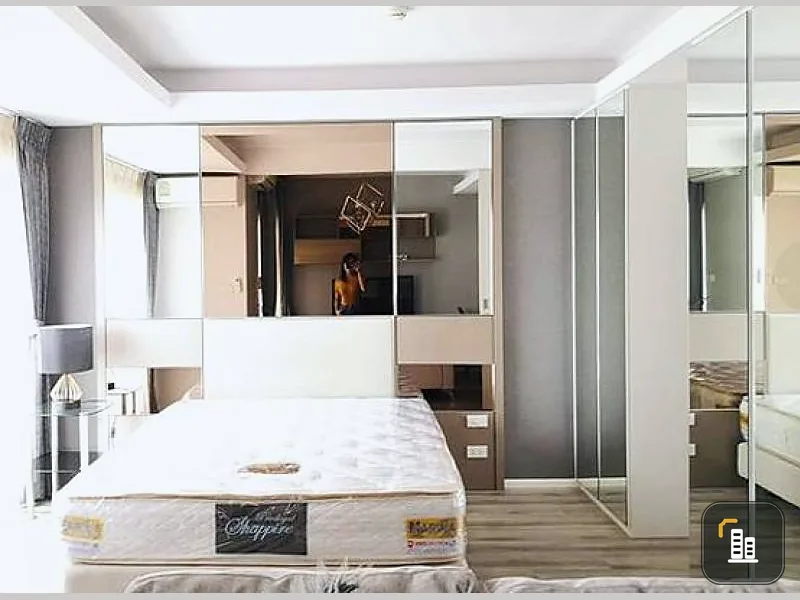 Urgent for rent, Double Lake Condominium, 3rd floor, well decorated and all built in!! Very beautiful, very luxurious