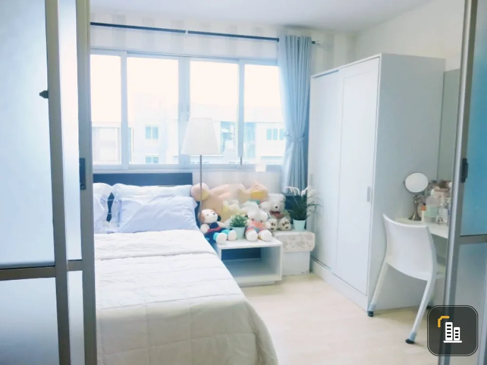 For rent, D Condo Ramintra, beautiful room, high floor, good location, convenient transportation, ready to move in, don't wait!