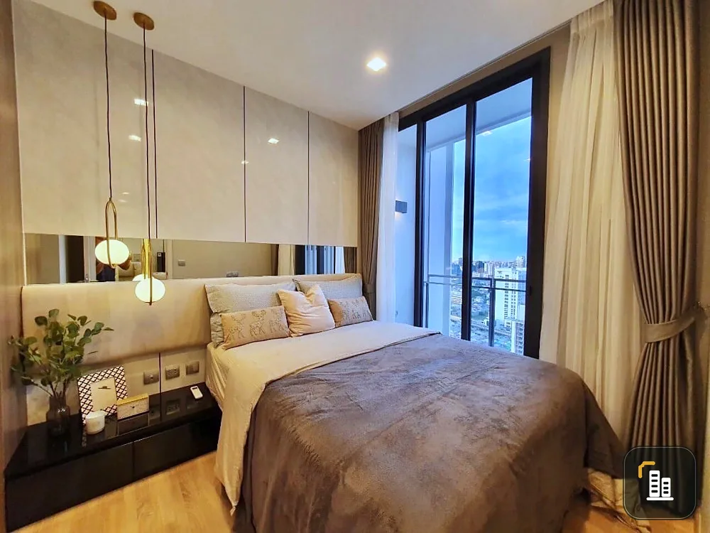 Condo for sale, The Line Phahon-Pradipat, beautiful room, built-in glass, high floor, great city view, good price, buy it now