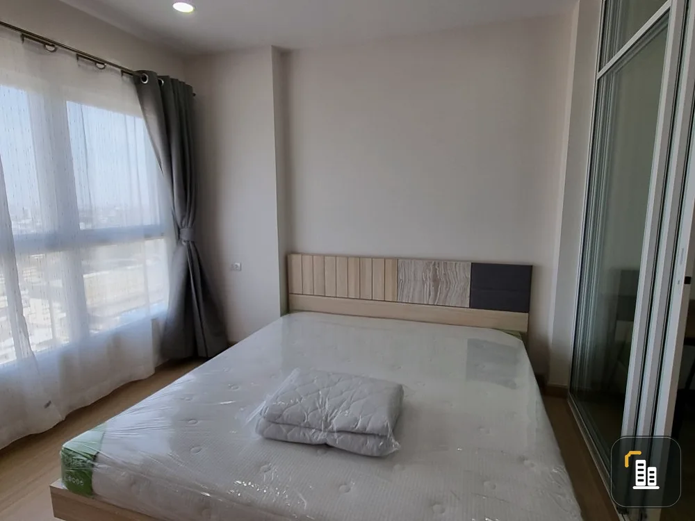 For rent Supalai Veranda Ramkhamhaeng, clear and airy view. Very nice sofa Hurry up to reserve.