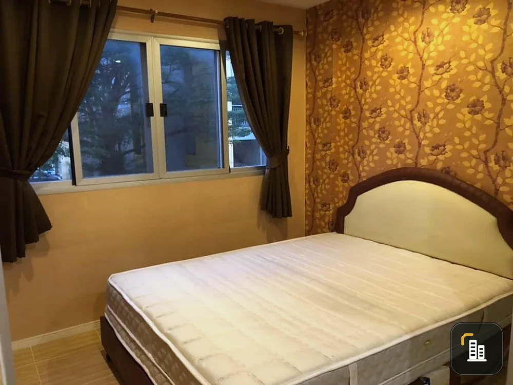 Selling Lumpini Condo Town Nida-Serithai, 2 spacious rooms, convenient to travel, hurry and book now!!