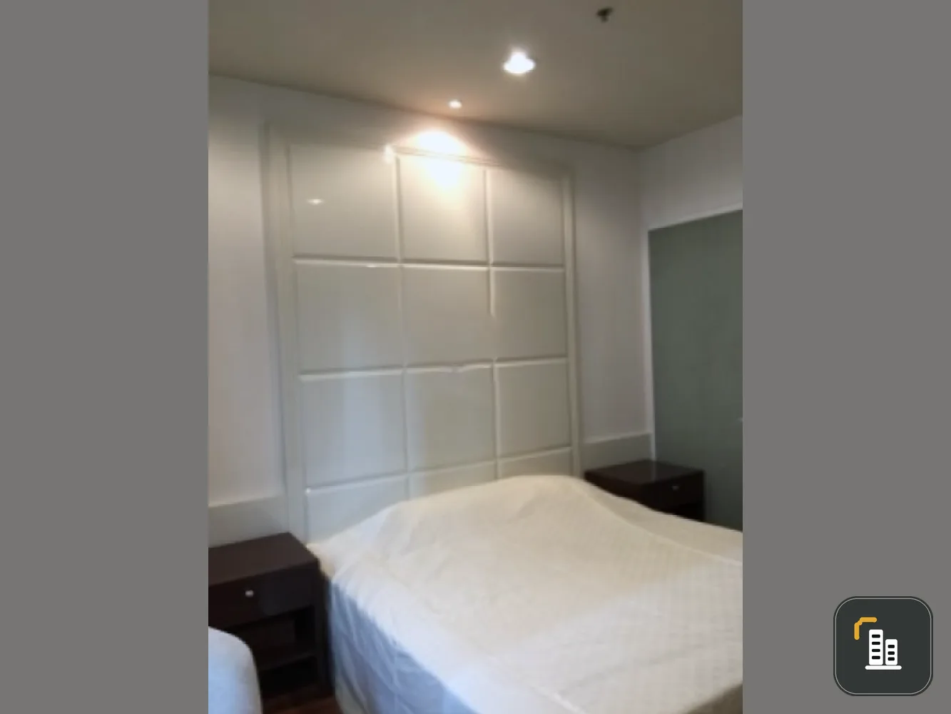 Condo for rent, The Address Chidlom, beautiful room, good location, near BTS, convenient transportation, ready to move in, don't wait!