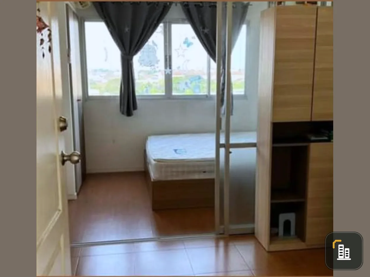 Sale Lumpini Condo Town Nida-Serithai Condo, Rim room, can carry only one bag!!