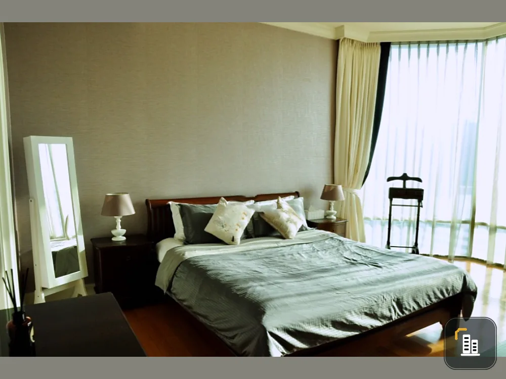 Condo for rent, Royce Private Residence, beautiful room, high floor, wide room, near MRT, convenient transportation, don't wait!
