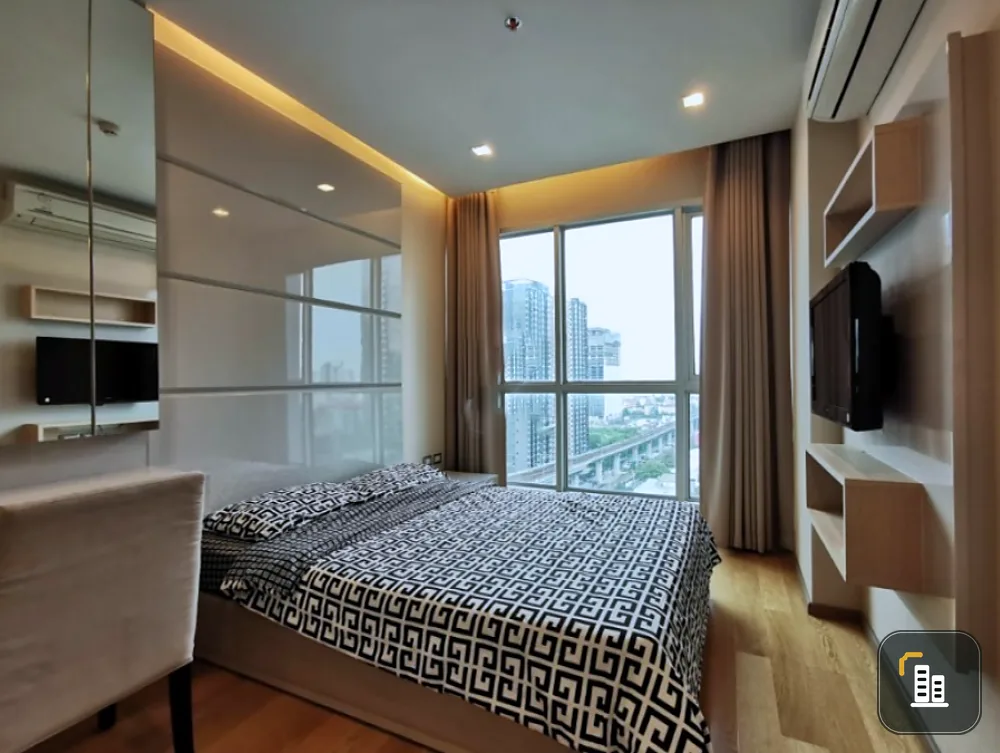 Condo for rent, The Address Asoke, beautiful room, high floor, near MRT, convenient transportation, don't miss it!