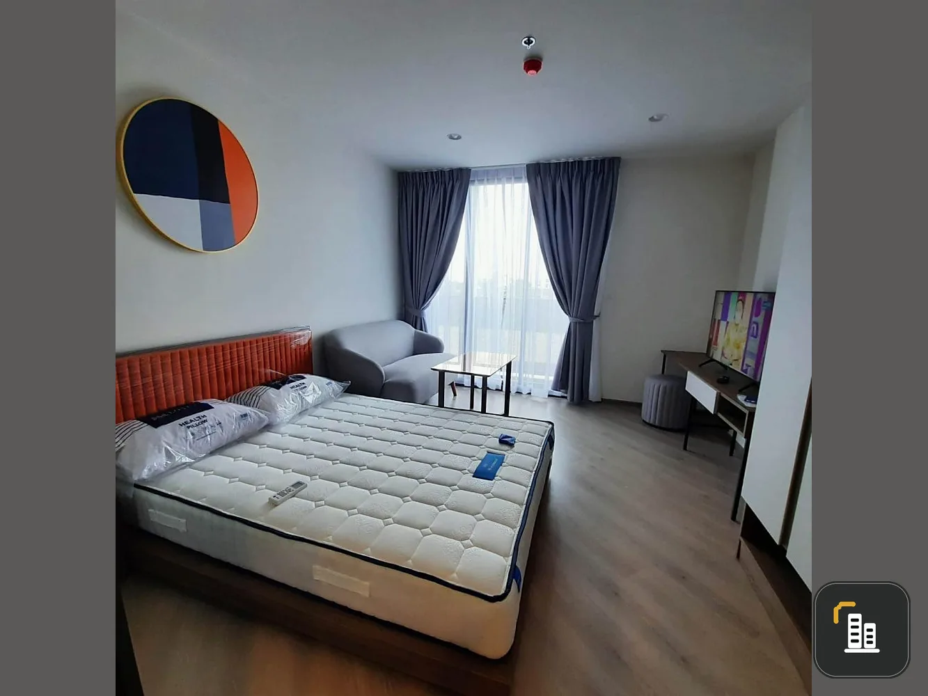 For sale The Base Saphan Mai, ready to move in complete electrical appliances There is a washing machine inside. Book in advance