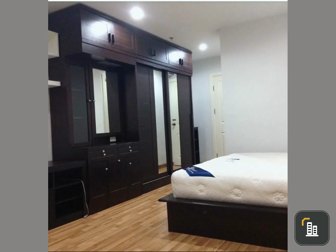 Condo for rent Regent Home 15 rooms decorated. ready to move in complete facilities It's over here
