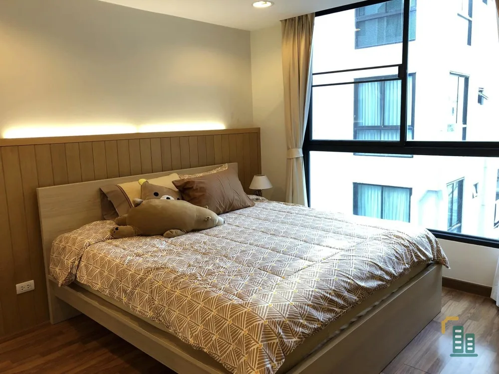 For sale or rent: Zenith Place Sukhumvit 42, corner room, fully furnished with built-in furniture. First come, first served.