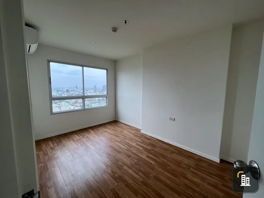 Quick sale!! Condo Lumpini Ville Phatthanakan-Srinakarin Good location, suitable for investors. Hurry up to reserve!!