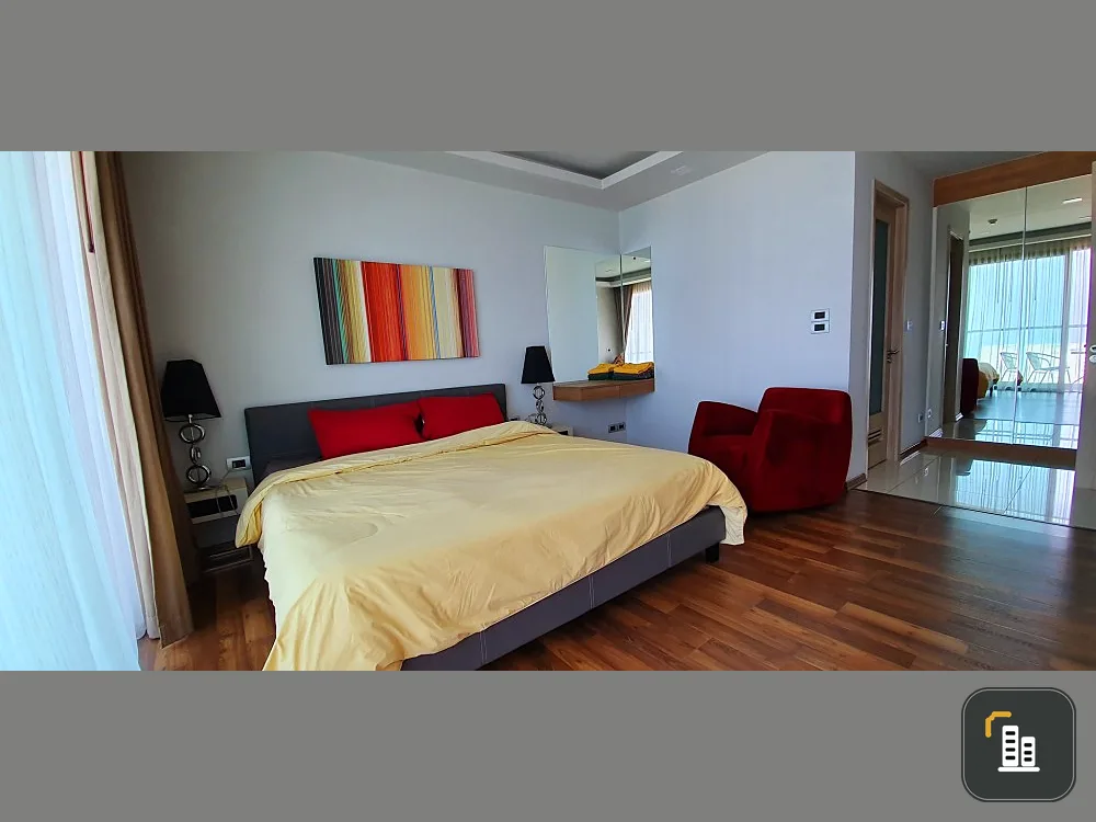 Sell / rent The Peak Tower, Pattaya (South Pattaya), see the sea on the island of Koh Larn clearly. full furniture