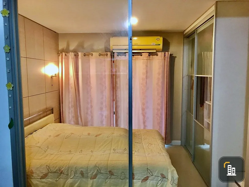 Sell Metro Park Sathorn 1 bedroom built-in wardrobe Comes with a large bed Hurry up to reserve.