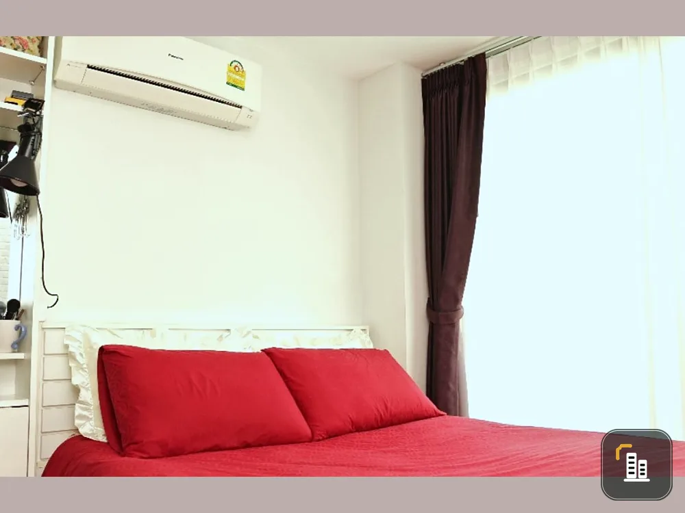 Selling The Paint Palette Ngamwongwan, corner room, wall attached to another room on one side, very private Can't miss it!