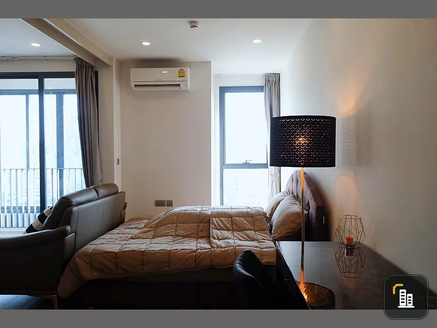 For rent!! Condo Q Chidlom-Phetchaburi, beautiful room, complete facilities Ready to move in. Don't miss it!!
