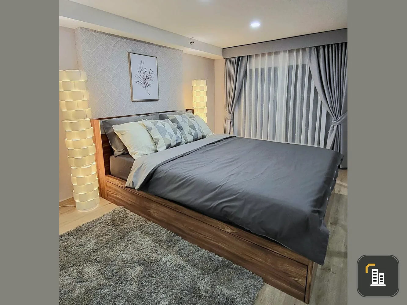 Condo for rent, The Rich Rama 9-Srinakarin, high floor, beautiful room with furniture, good location, do not miss it. Urgent.