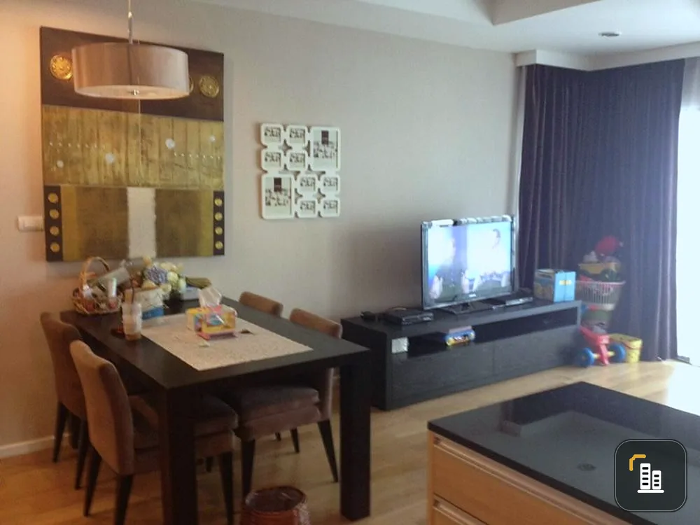 Sale (with tenant) Urgent!! Sathorn Gardens Condo, 7th floor, beautiful room, suitable for investment, hurry and book now!!