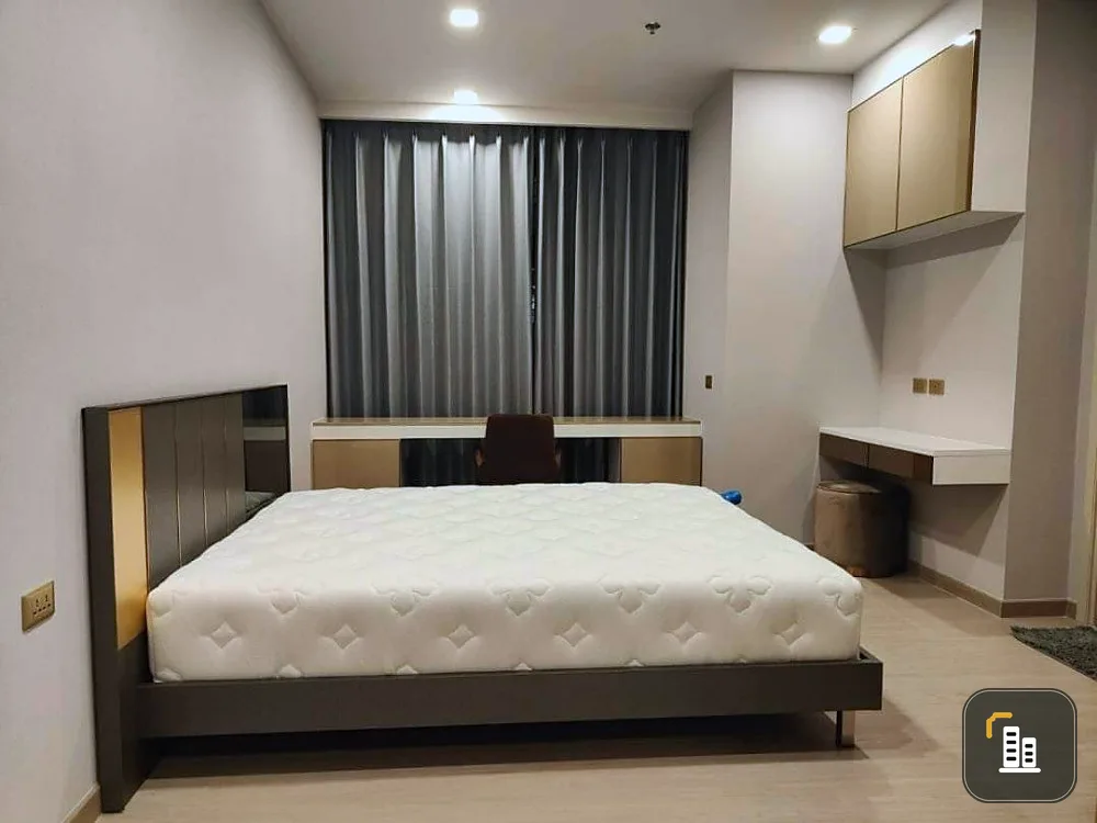 For rent!! Condo One Nine Five Asoke-Rama 9, luxury condo in the heart of the city. Ready to move in, don't miss it!!