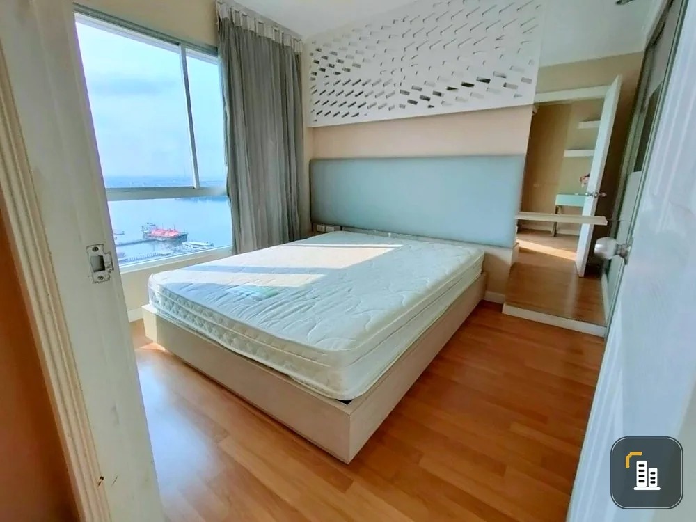Urgent sale!! Condo Lumpini Park Riverside - Rama 3, next to the Chao Phraya River, good atmosphere, friendly price, book now.