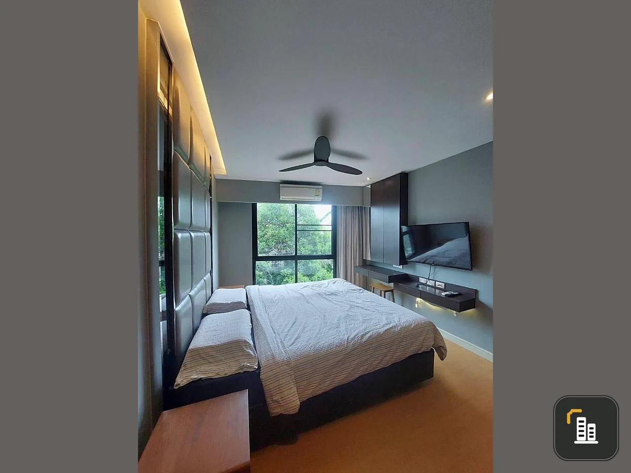 Condo for sale, Tidy Deluxe, Sukhumvit 34, fully furnished. electrical appliances ready Tell me it's worth it