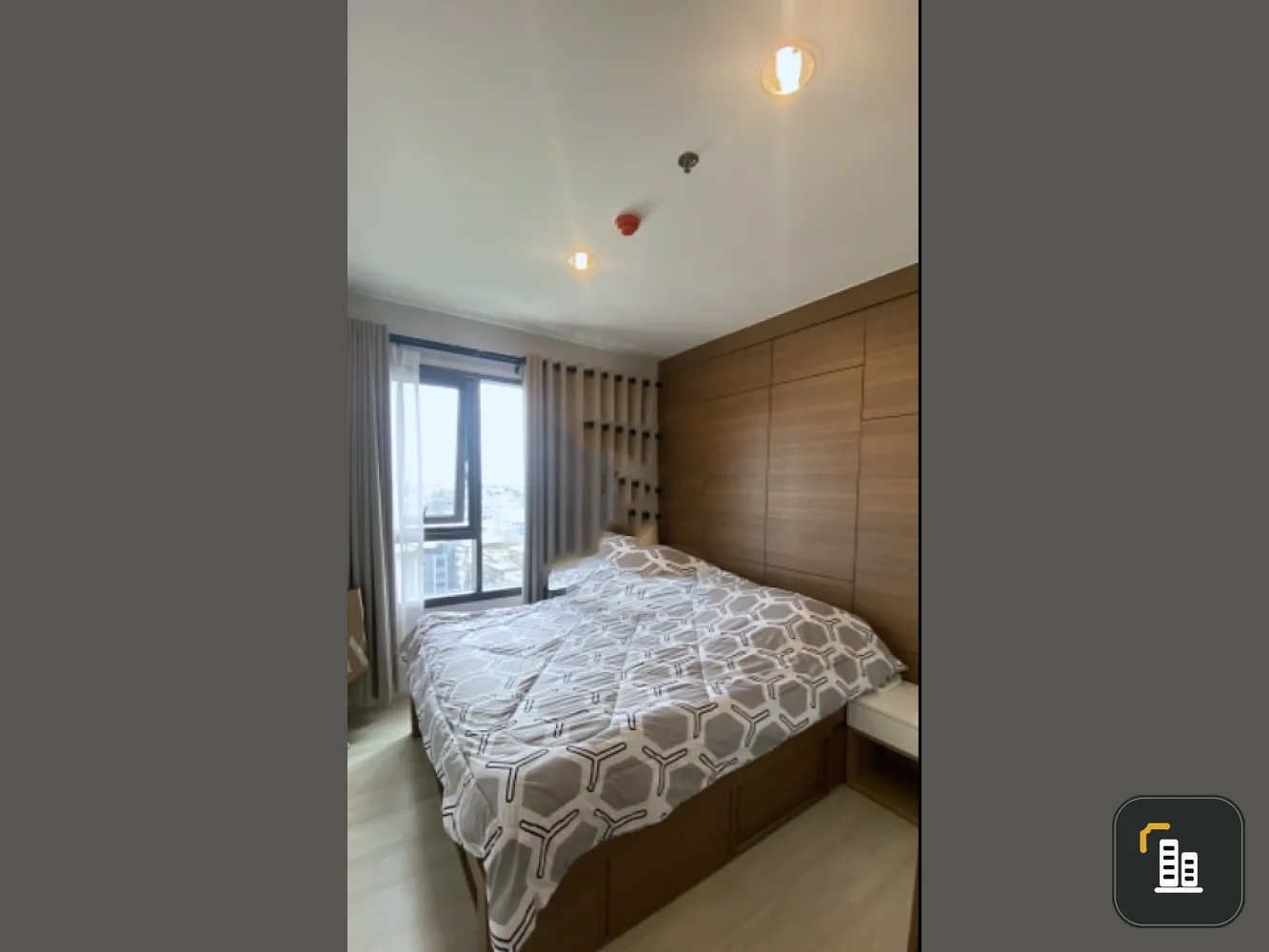 Condo for sale Life Pinklao, new room, decorated, ready to move in. Urgent!!