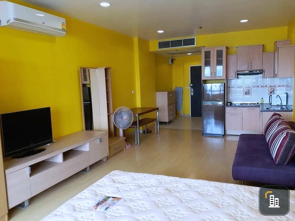 Condo for rent, The Platinum, high floor, beautiful view, very good atmosphere. Can't miss it!!