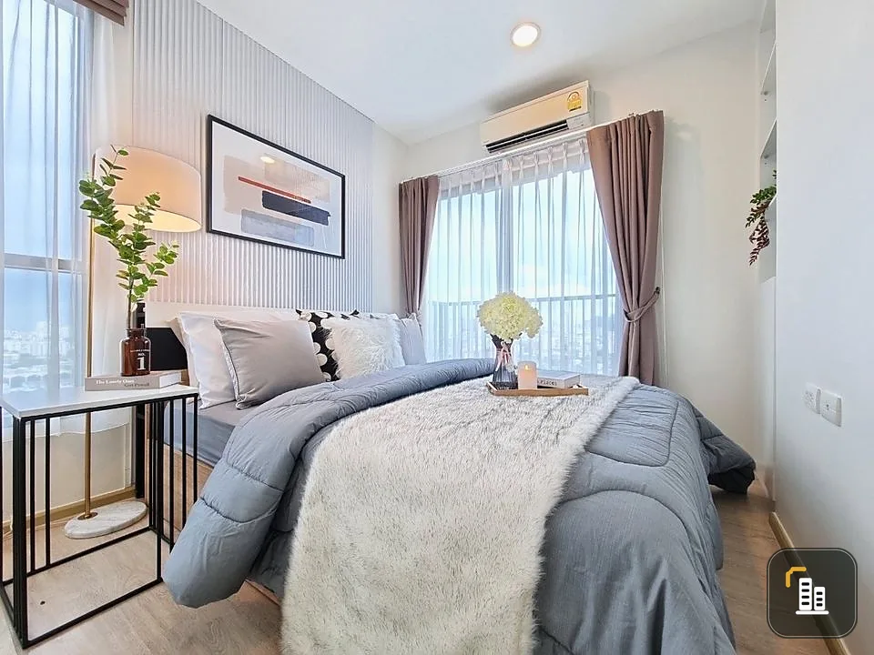 Condo for sale, Fuse Miti Ratchada-Sutthisan, corner room, good view, decorated in white tones, very inviting, book now.