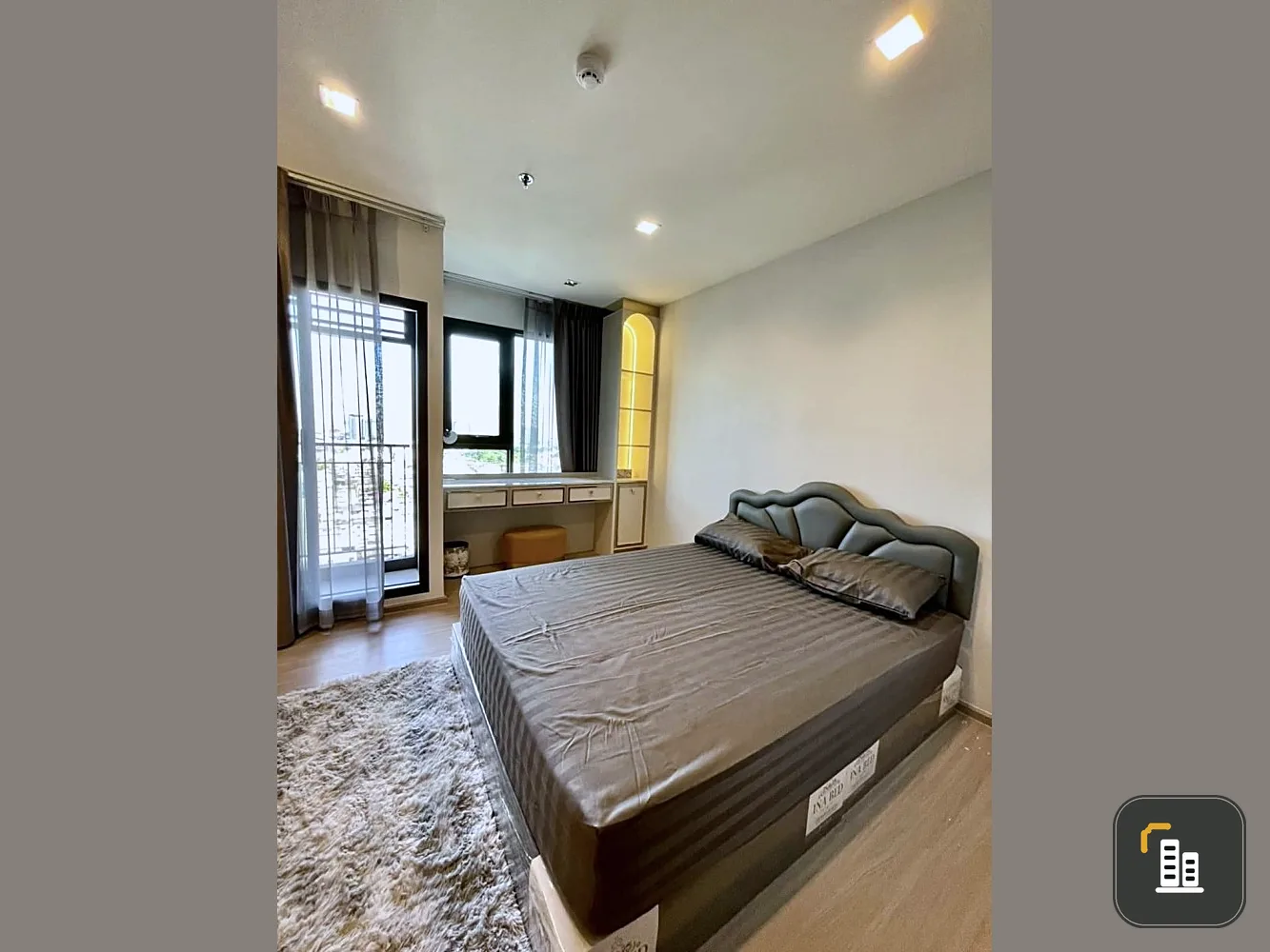 Condo for rent, Life Sathorn - Sierra, fully furnished, elegant, city view around the room beautiful as the real picture