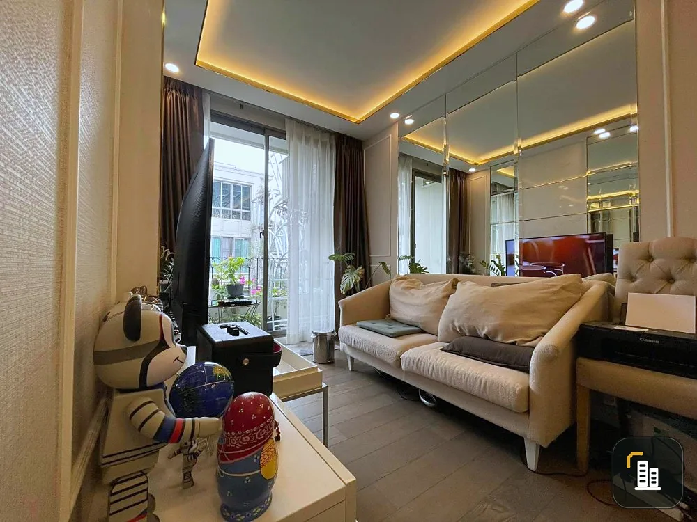 Condo for sale, Amaranta Residence, pool view room, beautifully decorated in hotel style Comes with a bathtub. Book now.