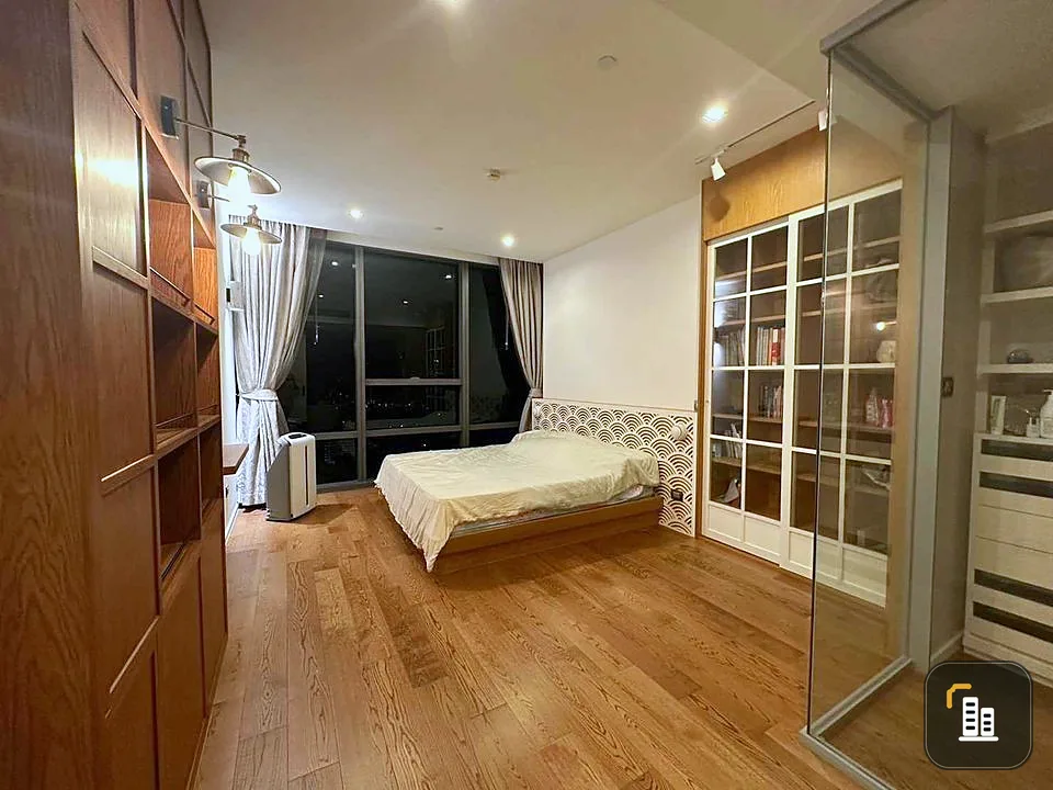 The bangkok sathorn condo for rent, spacious room family friendly Decorated in vintage style, book now.