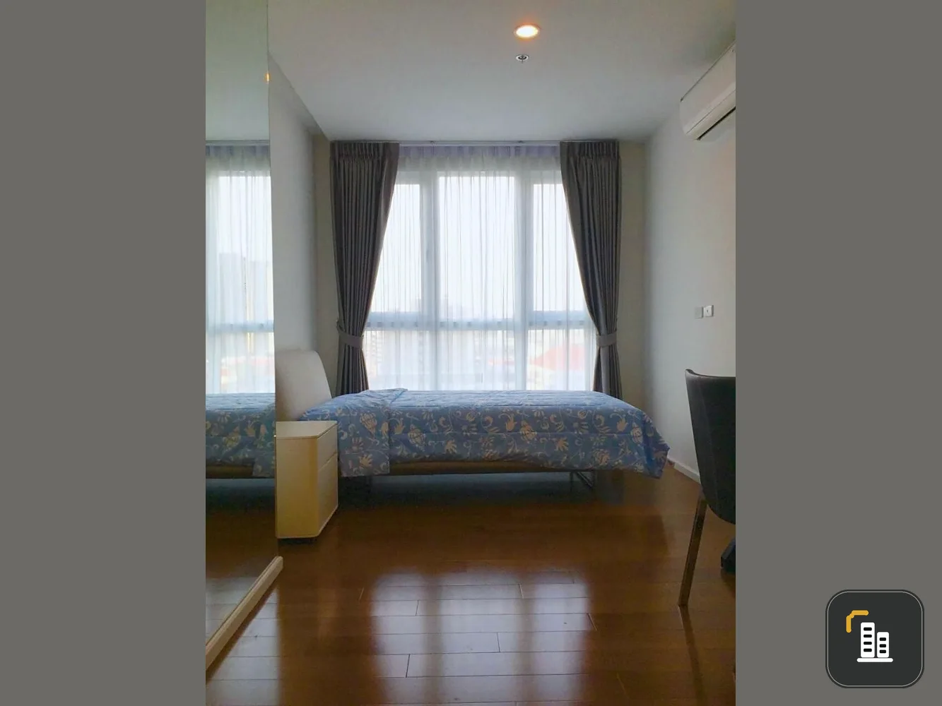 Condo for rent, 15 Sukhumvit Residences, complete central area, best location, hurry up, don't wait
