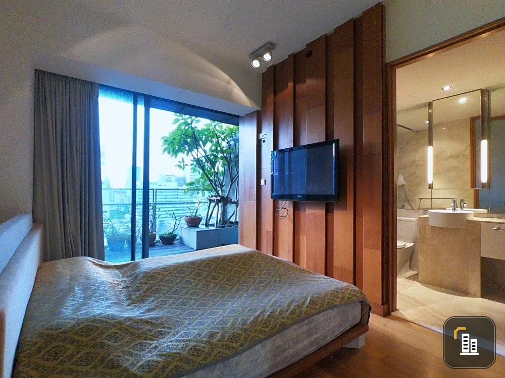 Condo for rent, The Met, 2 bedrooms, 2 bathrooms, 25th floor, good view, ready to move in, book now!!