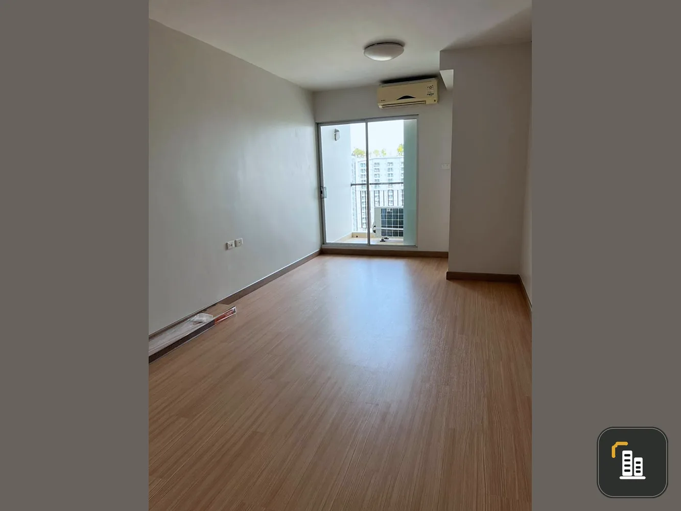 Condo for sale and rent, City Home, Tha Phra intersection, pool view, facing cool wind direction, do not miss it!!