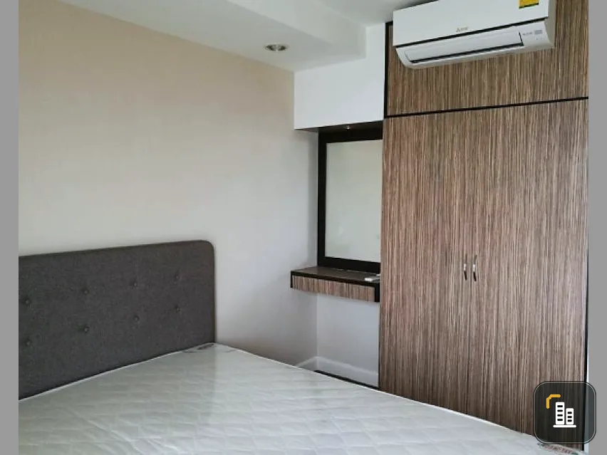Victoria Lakeview Condominium, 2 bedrooms, 1 bathroom, beautiful room, high floor, no block view.