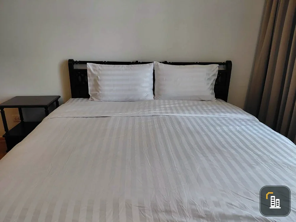 Condo for rent, Noble Remix, Sukhumvit 36, good location, close to the BTS, complete central area Ready to move in. Don't wait.