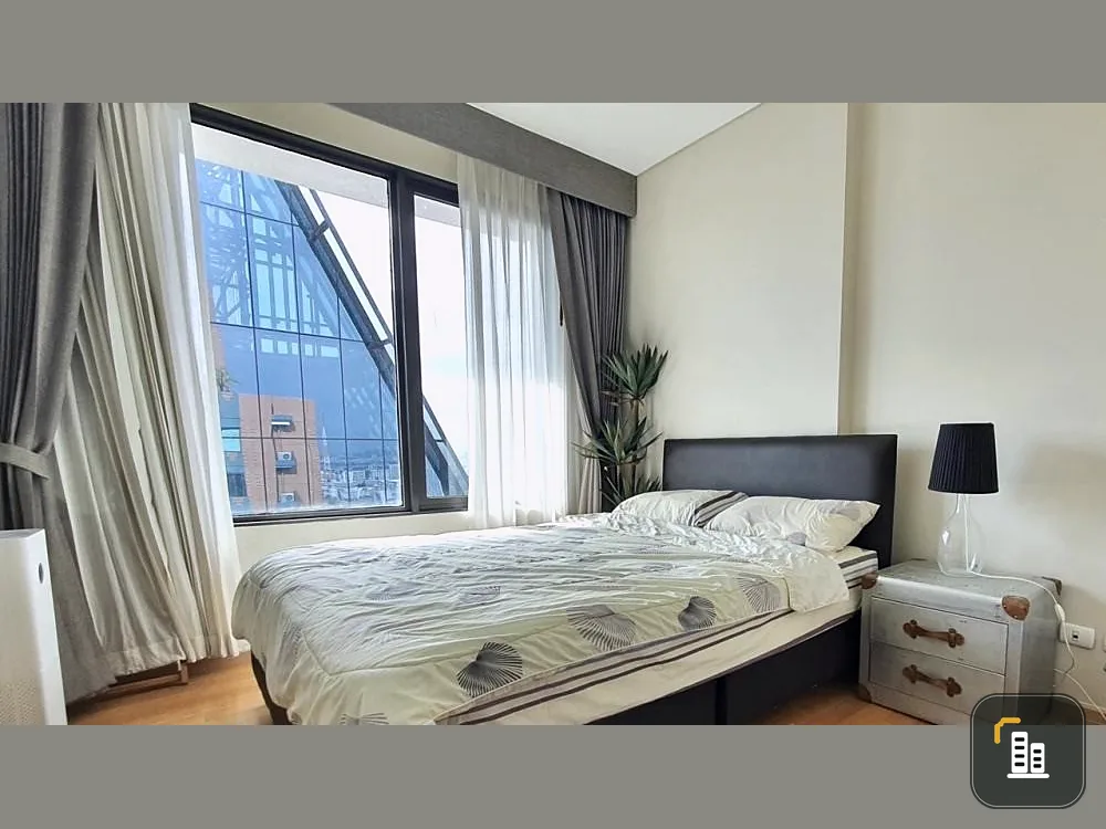 For rent!! Condo Villa Asoke comes with full facilities. Ready to move in immediately, book now!!