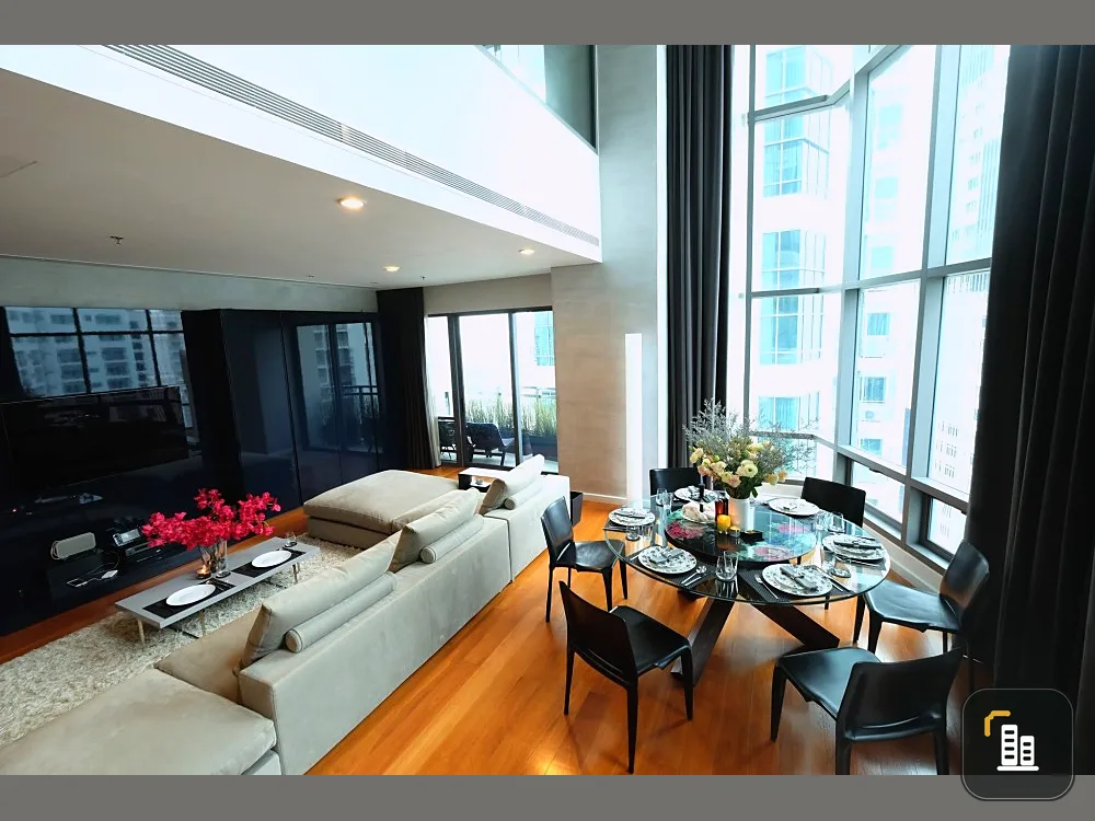 Urgent sale!! Bright Sukhumvit 24 Condo, High-Rise Condo, complete facilities. Convenient to travel!!