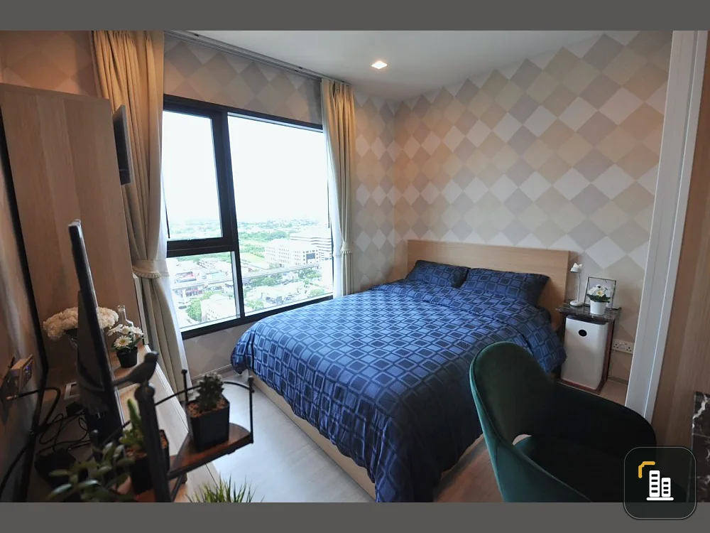 Urgent Sale!! Life Sukhumvit 62 Condo, 21st floor, beautifully decorated room, best options in the project, hurry and book now!!