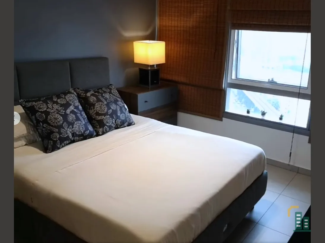 For sale, for rent, The Loft Ekkamai condo, according to the lifestyle of city people. Hurry and book now.