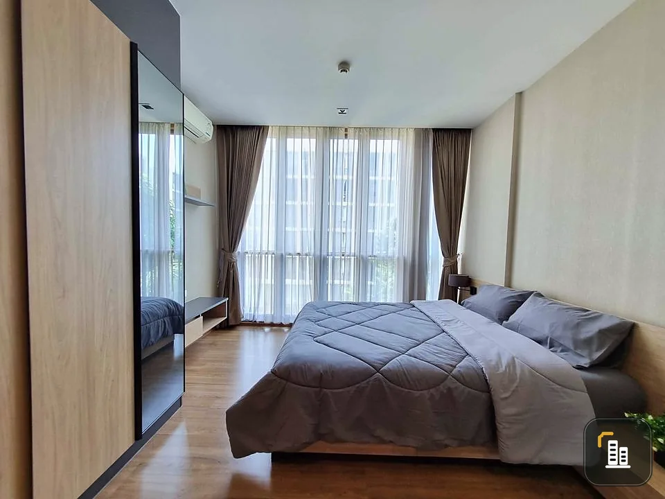 For rent urgently!! Condo Hasu House, convenient transportation, near the expressway and near BTS On Nut Station, hurry up and book now!!