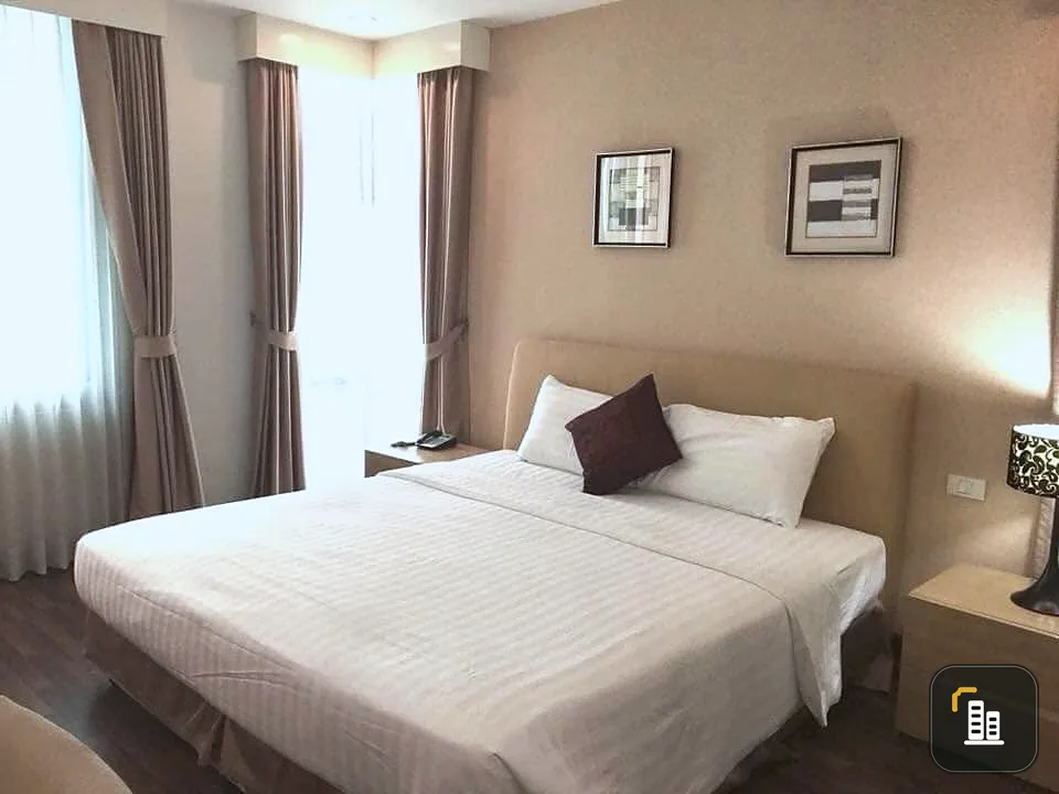 Sell The Rajdamri Condo is close to shopping centers in the heart of the city, don't miss it!!