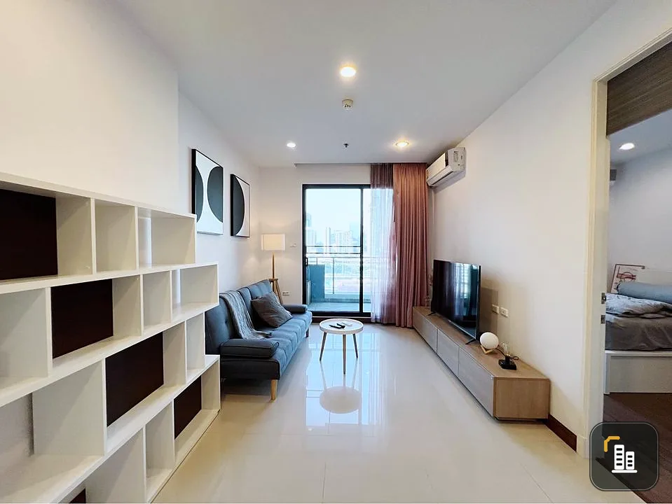 For sale, for rent!! Condo Supalai Premier @ Asoke, clean white tone room. All free gifts in one place. Book now!!