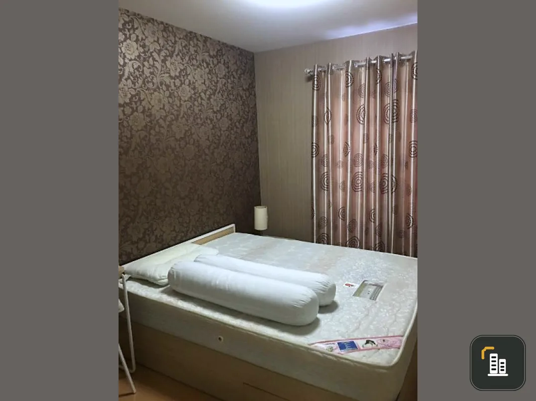 Selling Icon Do Ngamwongwan, 1st floor, east, open, airy, not hot, attached to the wall in the whole room Fully furnished.