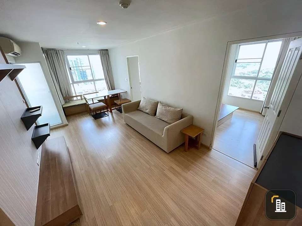 Wow, 2 bedroom condo, low price, room size is very wide. You can't book anymore at U delight 2 Bangsue Station for rent.
