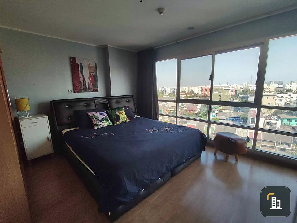 Sell / rent U Delight @ Huai Khwang Station, not hot room, 2 balconies, complete with electric appliances, reserve now.