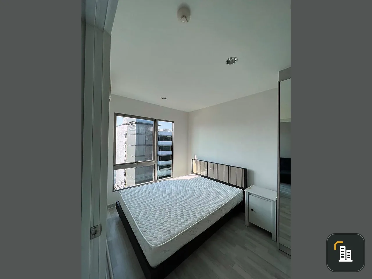Condo for sale, The Privacy Ratchada-Sutthisan, 7th floor, very well ventilated Fully furnished room ready to move in. Book now.