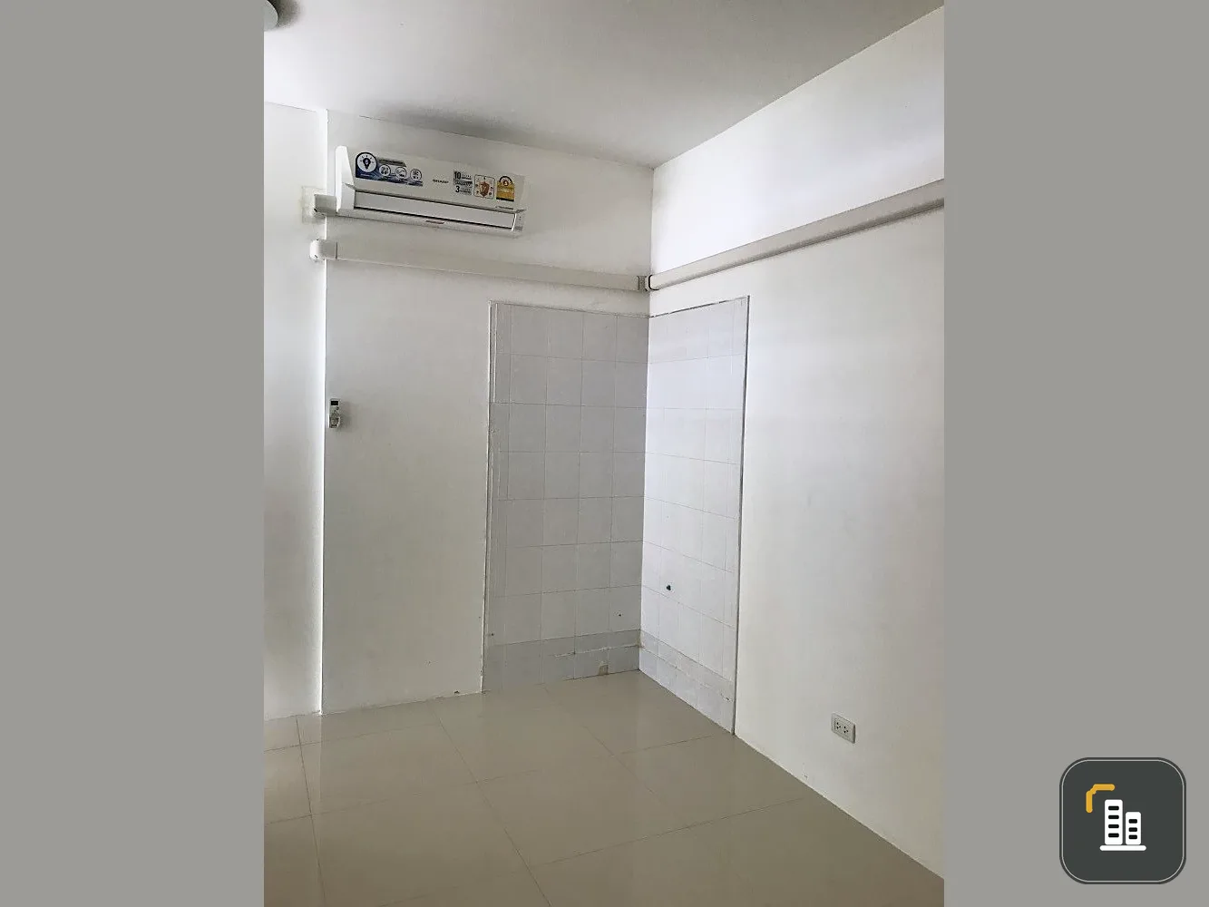 Condo for sale, The Niche Ratchada-Huay Kwang, good location, convenient transportation, can't miss it, hurry up!!