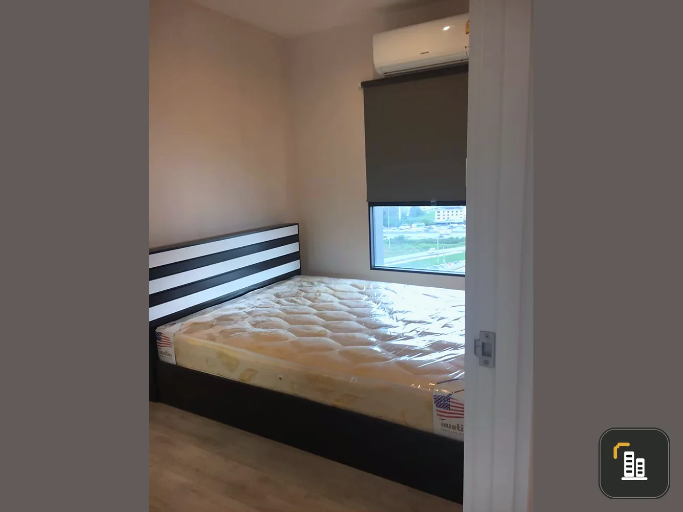 Sell / rent Plum Condo Central Station 1 bedroom 1 bathroom with furniture and complete electrical appliances.